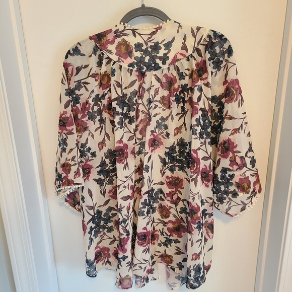 Davi and Dani Kimono Size Large Floral Flowy Boho Open Front - Picture 5 of 9